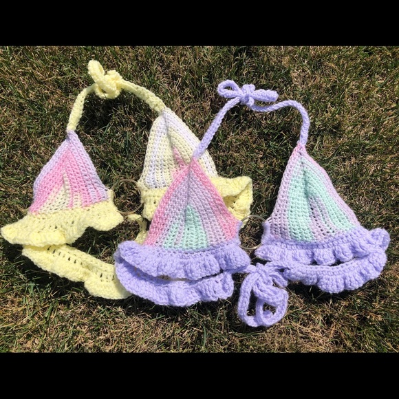 Cropped Crochet Halter Tops w/ Ring - Handmade & Perfect for Summer - Picture 1 of 8